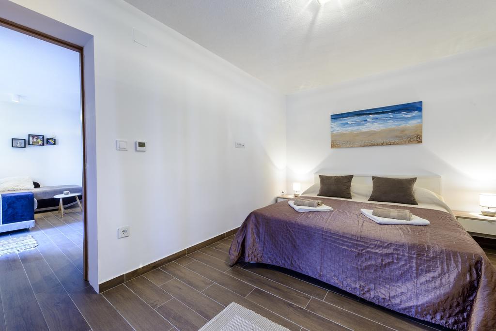 Apartment Mistral - Cosy Apartment With Sea View Molunat Extérieur photo